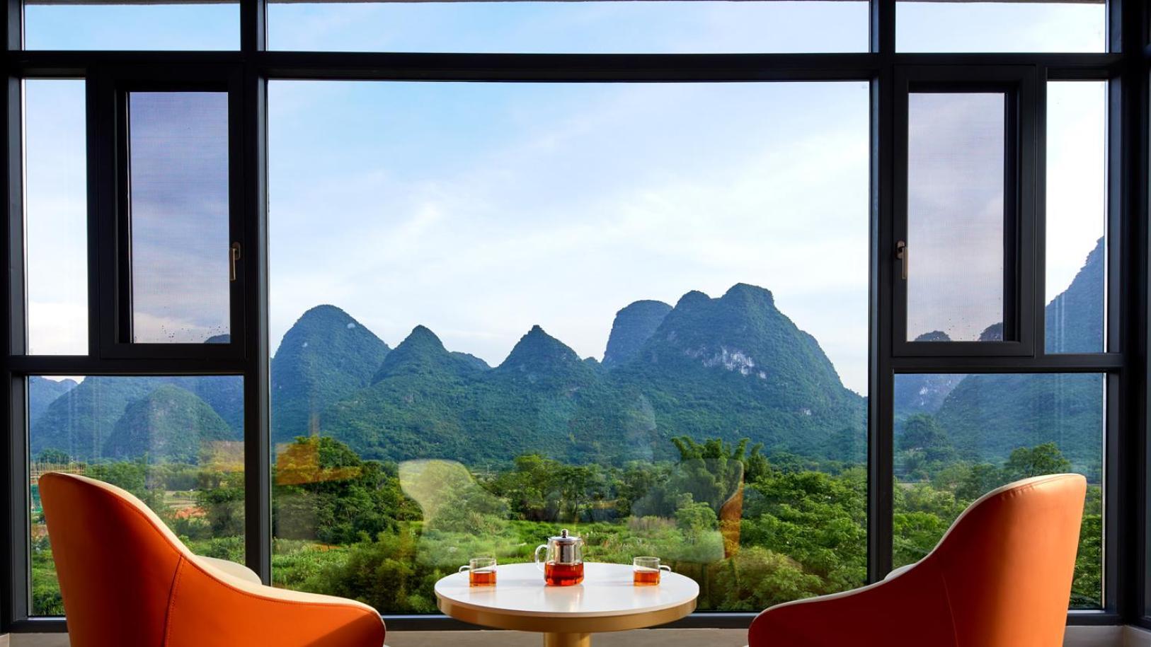 Yangshuo Fortune Lake Inn- One Way Free Pick Up From Airport Or Ts Over 3 Nights Eksteriør bilde