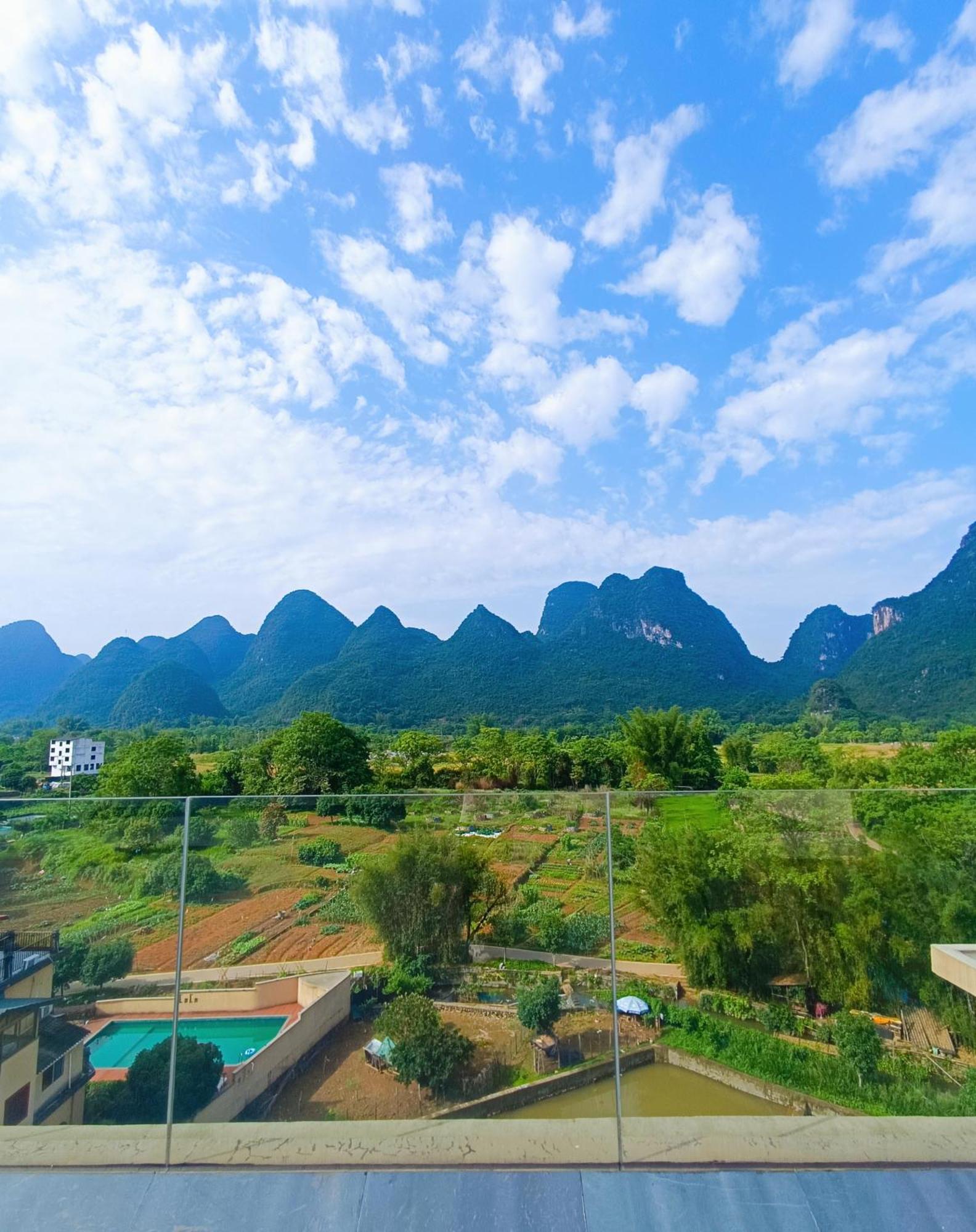 Yangshuo Fortune Lake Inn- One Way Free Pick Up From Airport Or Ts Over 3 Nights Eksteriør bilde
