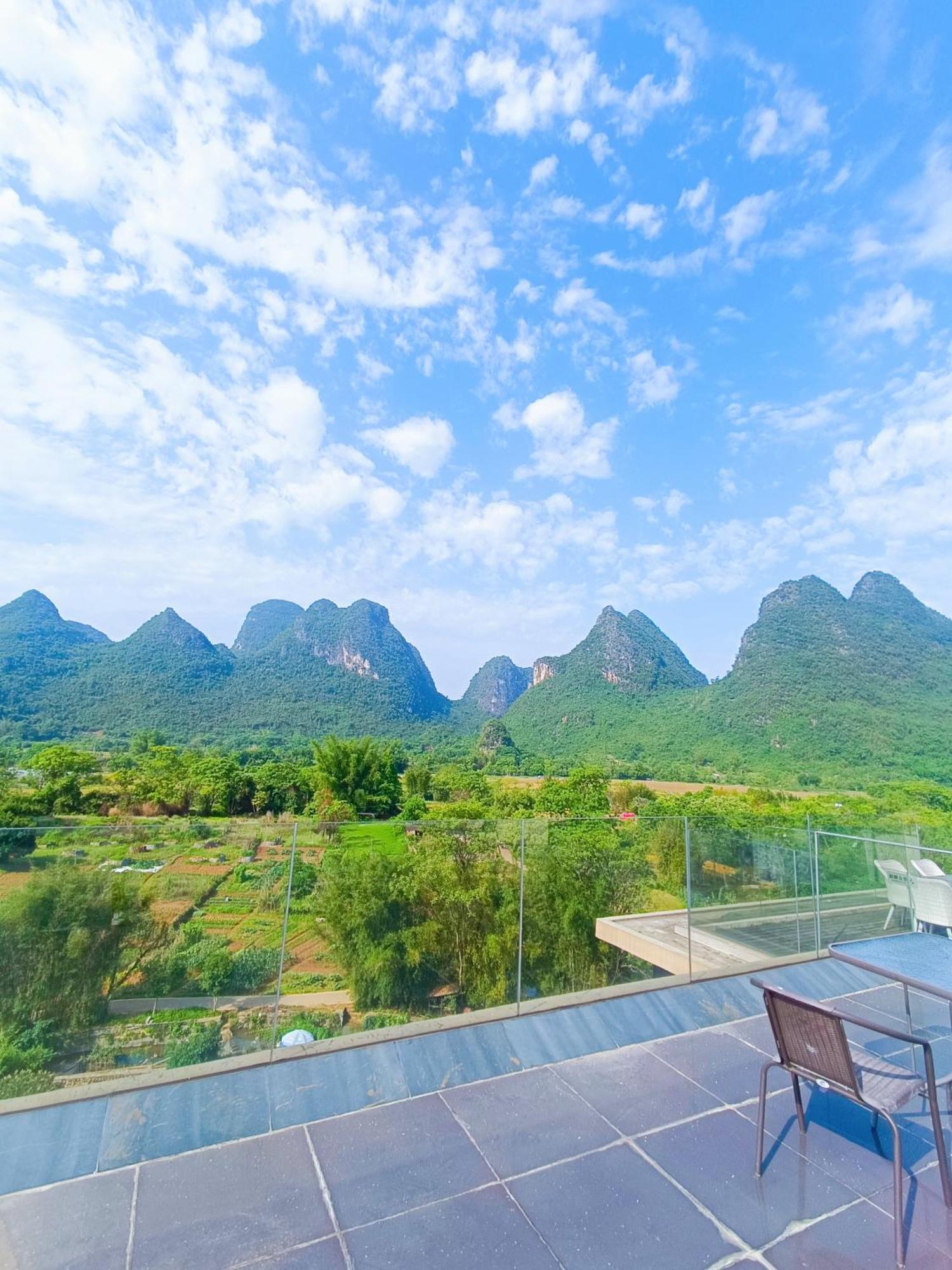 Yangshuo Fortune Lake Inn- One Way Free Pick Up From Airport Or Ts Over 3 Nights Eksteriør bilde